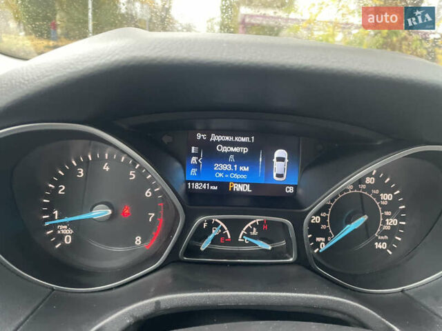Форд Фокус, объемом двигателя 2 л и пробегом 119 тыс. км за 8900 $, фото 12 на Automoto.ua