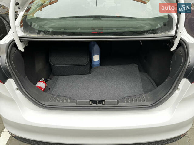 Форд Фокус, объемом двигателя 2 л и пробегом 156 тыс. км за 7900 $, фото 19 на Automoto.ua