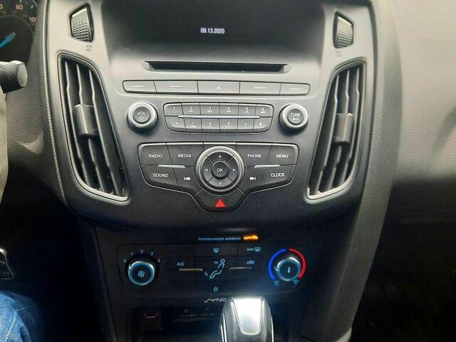 Форд Фокус, объемом двигателя 2 л и пробегом 117 тыс. км за 9500 $, фото 11 на Automoto.ua