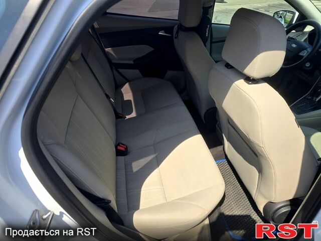 Форд Фокус, объемом двигателя 2 л и пробегом 180 тыс. км за 6999 $, фото 4 на Automoto.ua