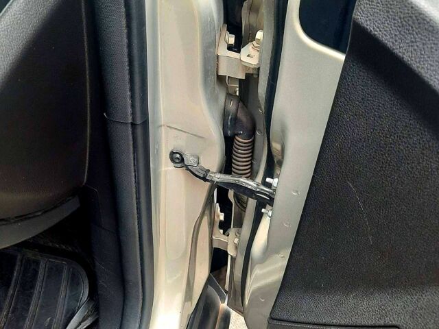 Форд Фокус, объемом двигателя 2 л и пробегом 117 тыс. км за 9500 $, фото 8 на Automoto.ua