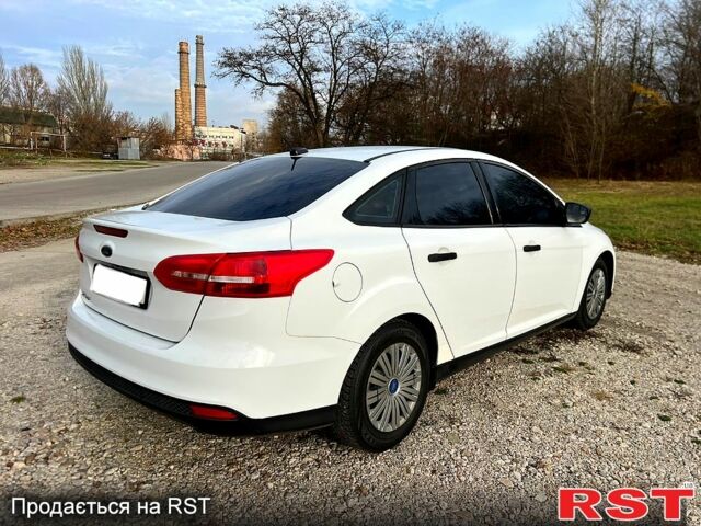 Форд Фокус, объемом двигателя 2 л и пробегом 155 тыс. км за 6700 $, фото 5 на Automoto.ua