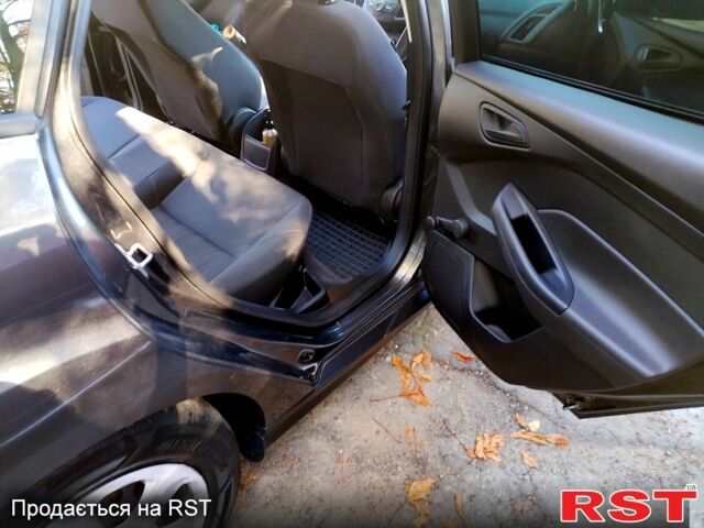 Форд Фокус, объемом двигателя 2 л и пробегом 130 тыс. км за 9000 $, фото 2 на Automoto.ua