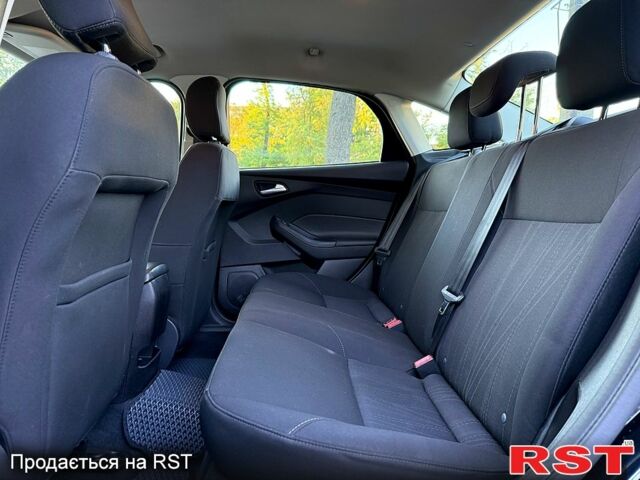 Форд Фокус, объемом двигателя 2 л и пробегом 168 тыс. км за 6999 $, фото 5 на Automoto.ua