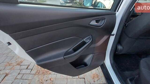 Форд Фокус, объемом двигателя 2 л и пробегом 163 тыс. км за 8300 $, фото 11 на Automoto.ua