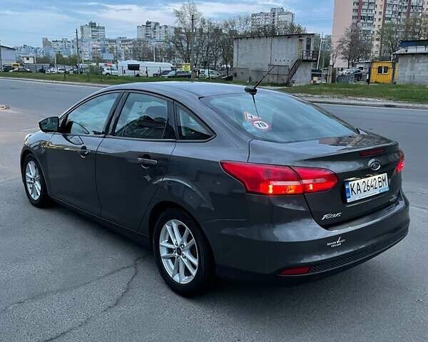 Форд Фокус, объемом двигателя 2 л и пробегом 185 тыс. км за 7500 $, фото 6 на Automoto.ua