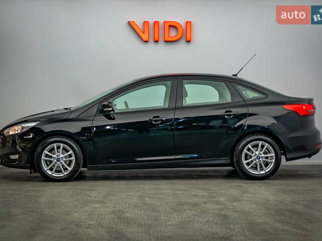 Форд Фокус, объемом двигателя 1 л и пробегом 107 тыс. км за 8016 $, фото 2 на Automoto.ua