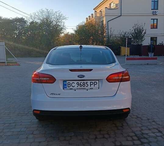 Форд Фокус, объемом двигателя 2 л и пробегом 46 тыс. км за 11000 $, фото 11 на Automoto.ua