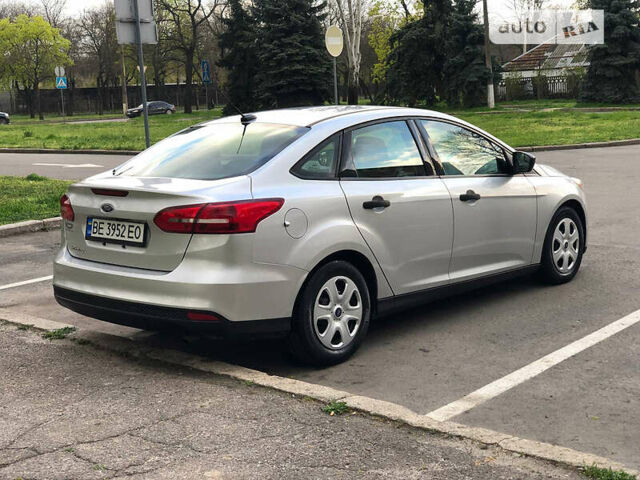 Форд Фокус, об'ємом двигуна 2 л та пробігом 104 тис. км за 8699 $, фото 4 на Automoto.ua