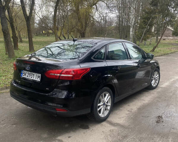 Форд Фокус, об'ємом двигуна 2 л та пробігом 74 тис. км за 8900 $, фото 6 на Automoto.ua