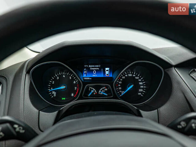 Форд Фокус, объемом двигателя 1 л и пробегом 107 тыс. км за 8016 $, фото 11 на Automoto.ua