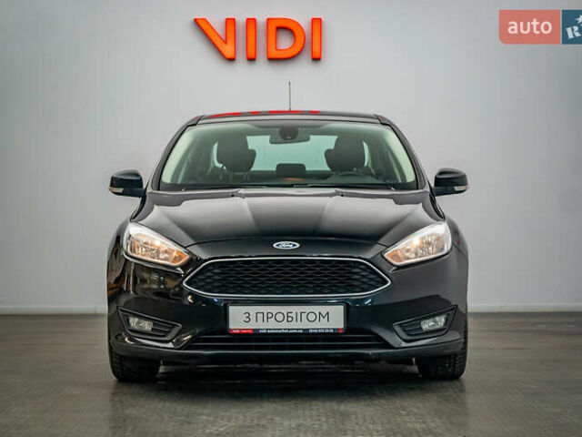 Форд Фокус, объемом двигателя 1 л и пробегом 107 тыс. км за 8016 $, фото 4 на Automoto.ua