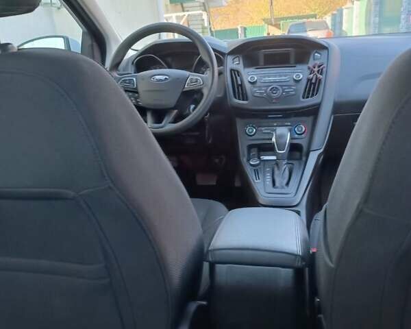 Форд Фокус, объемом двигателя 2 л и пробегом 46 тыс. км за 11000 $, фото 16 на Automoto.ua