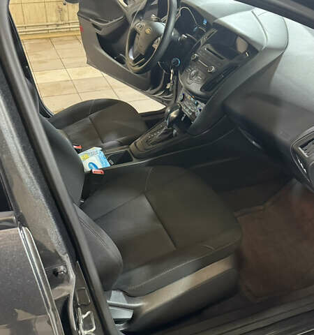 Форд Фокус, объемом двигателя 1 л и пробегом 101 тыс. км за 6999 $, фото 11 на Automoto.ua