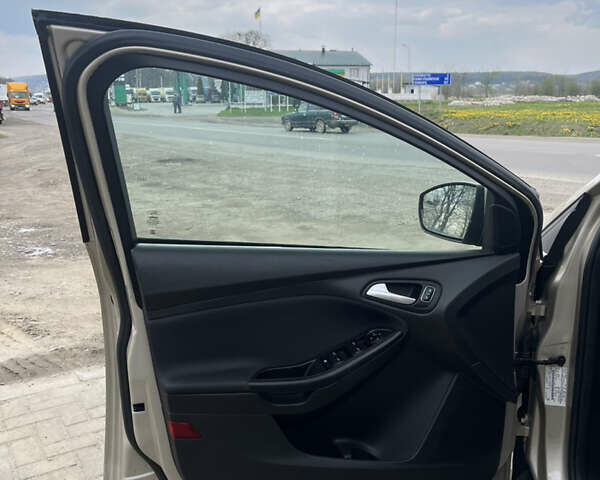 Форд Фокус, объемом двигателя 2 л и пробегом 148 тыс. км за 8700 $, фото 9 на Automoto.ua