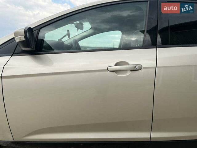 Форд Фокус, объемом двигателя 2 л и пробегом 148 тыс. км за 8700 $, фото 18 на Automoto.ua