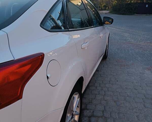 Форд Фокус, объемом двигателя 2 л и пробегом 46 тыс. км за 11000 $, фото 9 на Automoto.ua