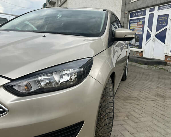 Форд Фокус, объемом двигателя 2 л и пробегом 148 тыс. км за 8700 $, фото 19 на Automoto.ua