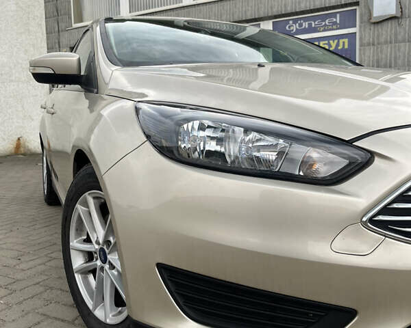 Форд Фокус, объемом двигателя 2 л и пробегом 148 тыс. км за 8700 $, фото 13 на Automoto.ua