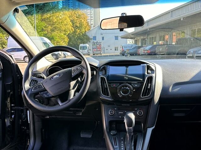 Форд Фокус, объемом двигателя 2 л и пробегом 165 тыс. км за 9900 $, фото 4 на Automoto.ua