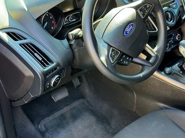 Форд Фокус, объемом двигателя 2 л и пробегом 165 тыс. км за 9900 $, фото 2 на Automoto.ua