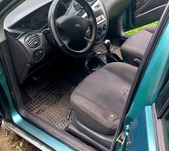 Форд Фокус, объемом двигателя 1.8 л и пробегом 320 тыс. км за 2500 $, фото 2 на Automoto.ua