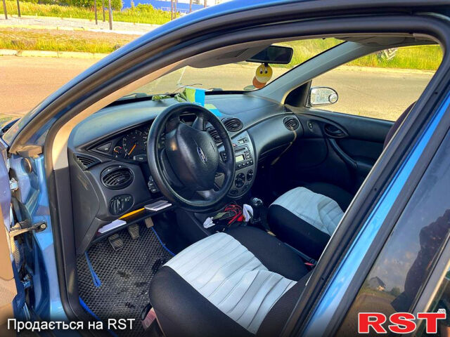 Форд Фокус, объемом двигателя 1.6 л и пробегом 218 тыс. км за 3600 $, фото 9 на Automoto.ua