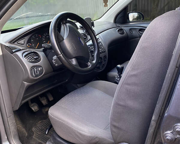 Форд Фокус, объемом двигателя 1.8 л и пробегом 280 тыс. км за 3300 $, фото 8 на Automoto.ua