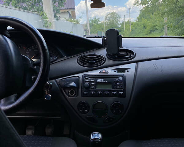 Форд Фокус, объемом двигателя 1.8 л и пробегом 280 тыс. км за 3300 $, фото 5 на Automoto.ua