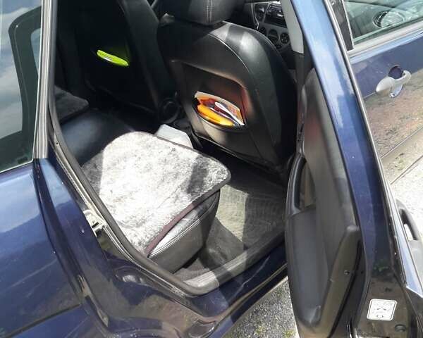 Форд Фокус, объемом двигателя 1.8 л и пробегом 260 тыс. км за 4400 $, фото 11 на Automoto.ua