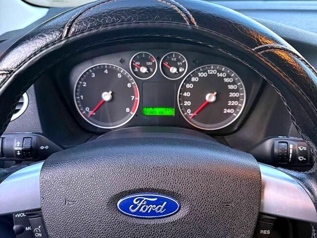Форд Фокус, объемом двигателя 1.6 л и пробегом 0 тыс. км за 4000 $, фото 2 на Automoto.ua