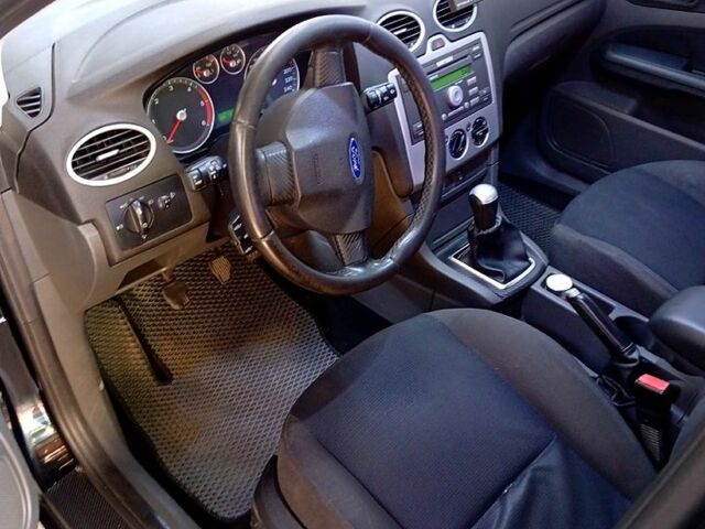 Форд Фокус, объемом двигателя 2 л и пробегом 306 тыс. км за 4800 $, фото 2 на Automoto.ua