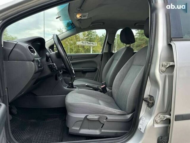 Форд Фокус, объемом двигателя 1.6 л и пробегом 347 тыс. км за 4350 $, фото 11 на Automoto.ua