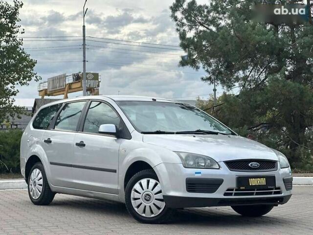 Форд Фокус, объемом двигателя 1.6 л и пробегом 347 тыс. км за 4350 $, фото 4 на Automoto.ua