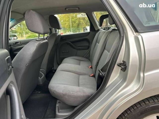 Форд Фокус, объемом двигателя 1.6 л и пробегом 347 тыс. км за 4350 $, фото 12 на Automoto.ua