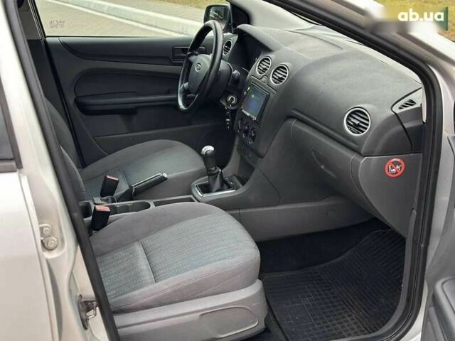 Форд Фокус, объемом двигателя 1.6 л и пробегом 347 тыс. км за 4350 $, фото 15 на Automoto.ua