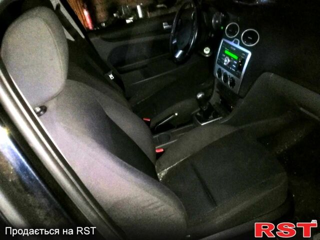 Форд Фокус, объемом двигателя 1.6 л и пробегом 230 тыс. км за 2000 $, фото 1 на Automoto.ua