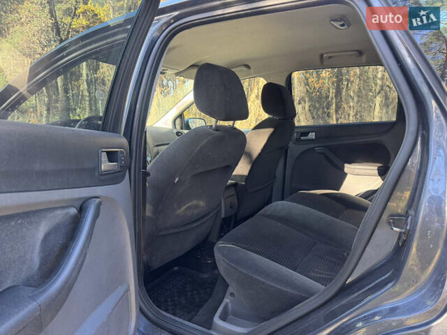 Форд Фокус, объемом двигателя 1.6 л и пробегом 300 тыс. км за 3900 $, фото 13 на Automoto.ua