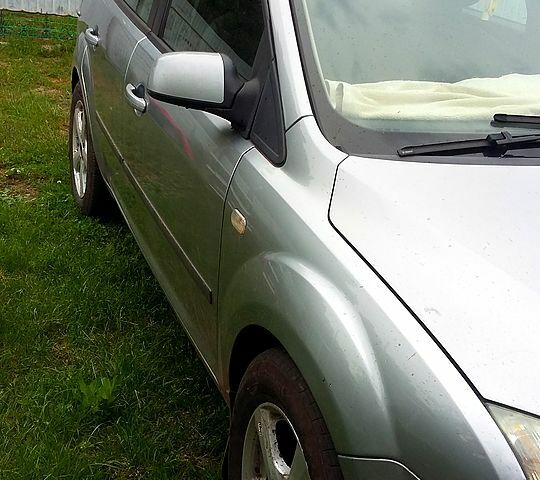 Форд Фокус, объемом двигателя 1.8 л и пробегом 300 тыс. км за 4270 $, фото 2 на Automoto.ua