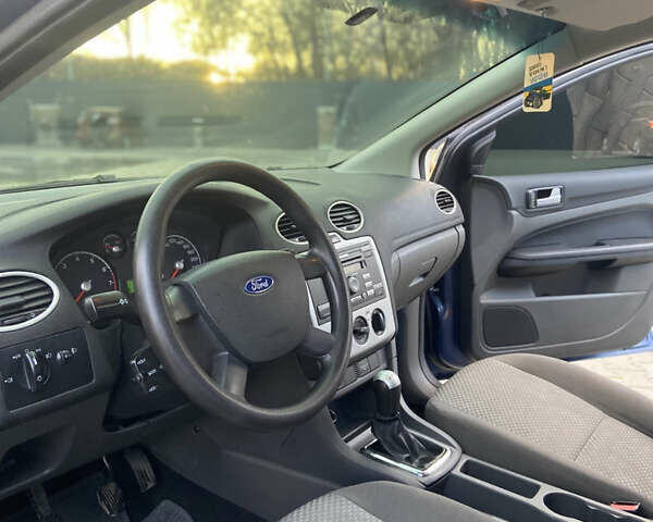 Форд Фокус, объемом двигателя 1.6 л и пробегом 315 тыс. км за 4600 $, фото 11 на Automoto.ua