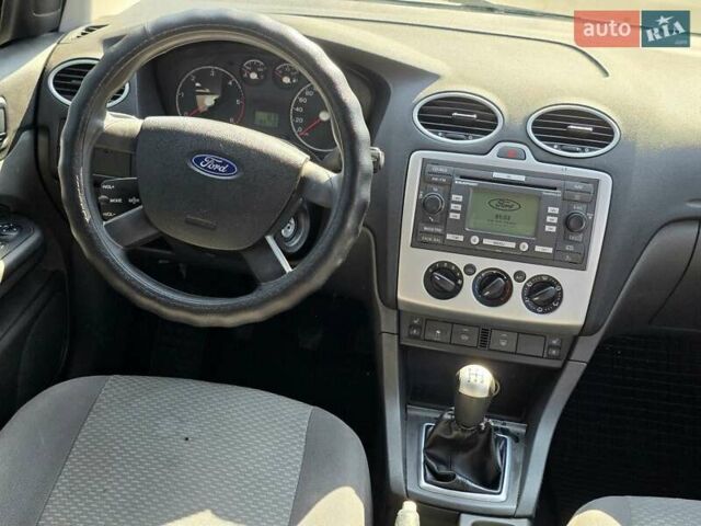 Форд Фокус, объемом двигателя 1.6 л и пробегом 180 тыс. км за 3700 $, фото 22 на Automoto.ua