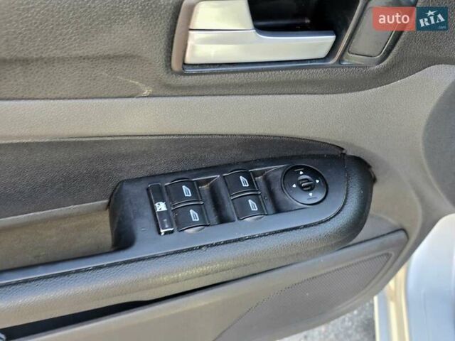 Форд Фокус, объемом двигателя 1.6 л и пробегом 180 тыс. км за 3700 $, фото 13 на Automoto.ua