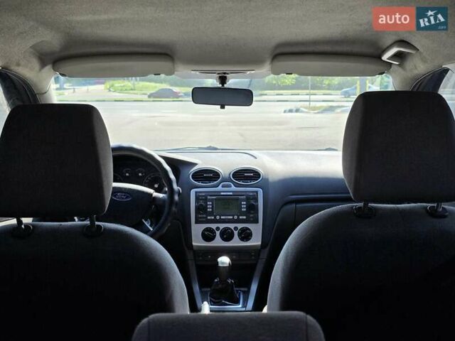 Форд Фокус, объемом двигателя 1.6 л и пробегом 180 тыс. км за 3700 $, фото 19 на Automoto.ua
