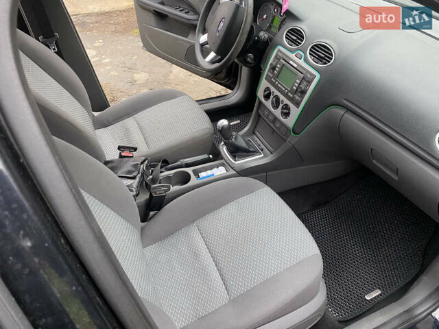Форд Фокус, об'ємом двигуна 1.6 л та пробігом 260 тис. км за 4200 $, фото 8 на Automoto.ua