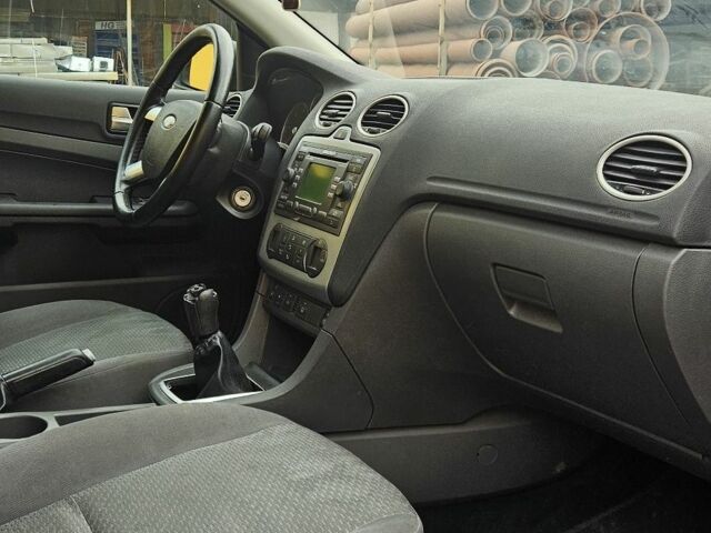 Форд Фокус, объемом двигателя 2 л и пробегом 260 тыс. км за 2200 $, фото 19 на Automoto.ua