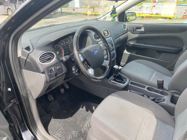 Форд Фокус, об'ємом двигуна 1.6 л та пробігом 211 тис. км за 5300 $, фото 3 на Automoto.ua