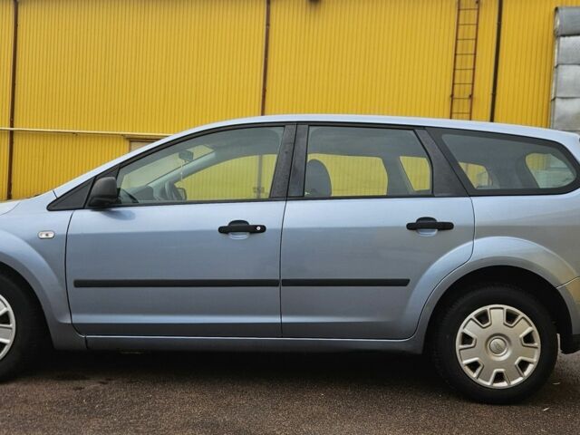 Форд Фокус, объемом двигателя 2 л и пробегом 260 тыс. км за 2200 $, фото 2 на Automoto.ua