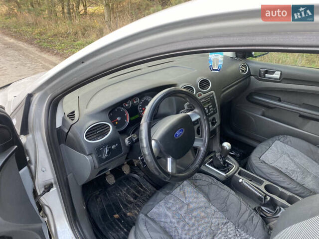 Форд Фокус, об'ємом двигуна 1.6 л та пробігом 227 тис. км за 3500 $, фото 4 на Automoto.ua