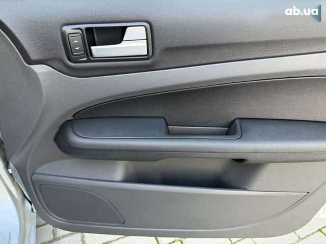 Форд Фокус, об'ємом двигуна 0 л та пробігом 233 тис. км за 6500 $, фото 27 на Automoto.ua