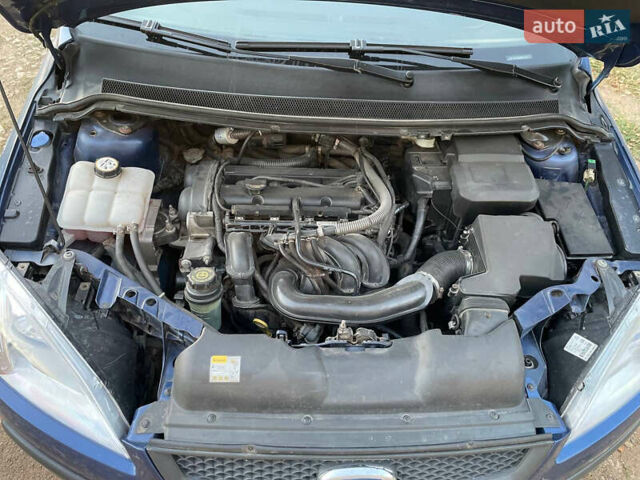 Форд Фокус, объемом двигателя 1.6 л и пробегом 266 тыс. км за 5250 $, фото 22 на Automoto.ua